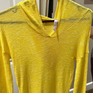 Yellow hooded beach yellow dress from shoulder 34 inches long, sleeve 24 inc
